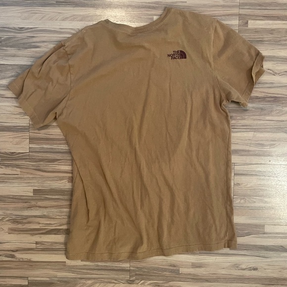 North face graphic tee - Picture 2 of 2